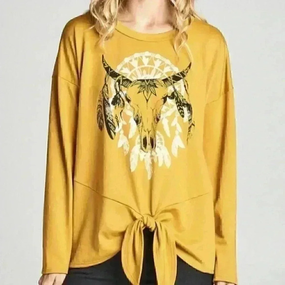 MUSTARD BULL PRINT TOP - Picture 1 of 3